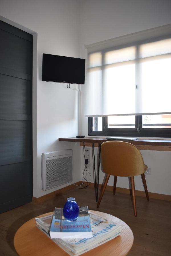 Les Jasmins Bed and Breakfast Marseillan  Εξωτερικό φωτογραφία